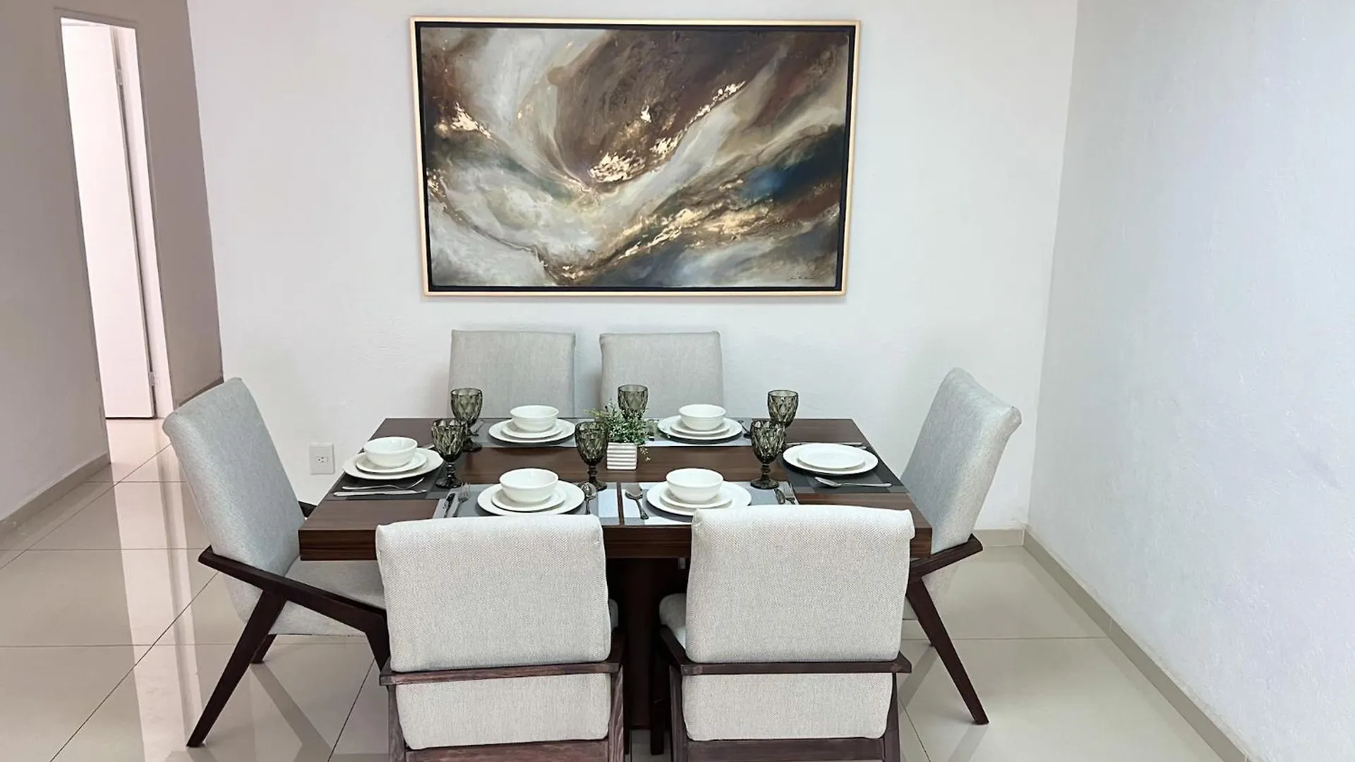 Suites Jacarandas 203 ile iletişim